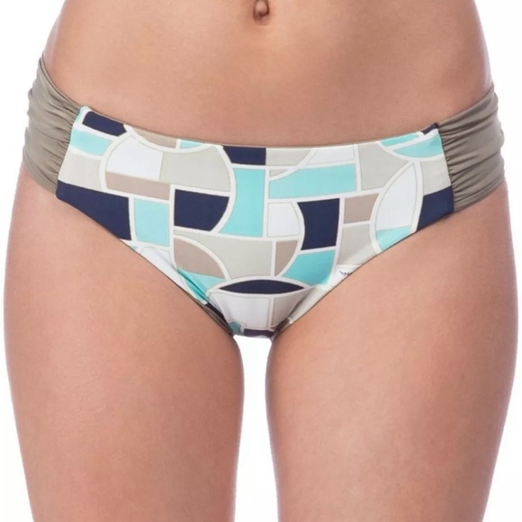 NWT TRINA TURK Sz 6 Dico Multicolor 2pc Bikini - Picture 7 of 13